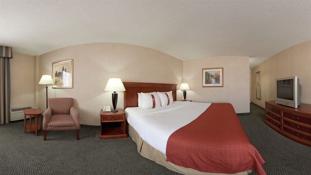Holiday Inn Cincinnati-Riverfront By Ihg Covington Εξωτερικό φωτογραφία